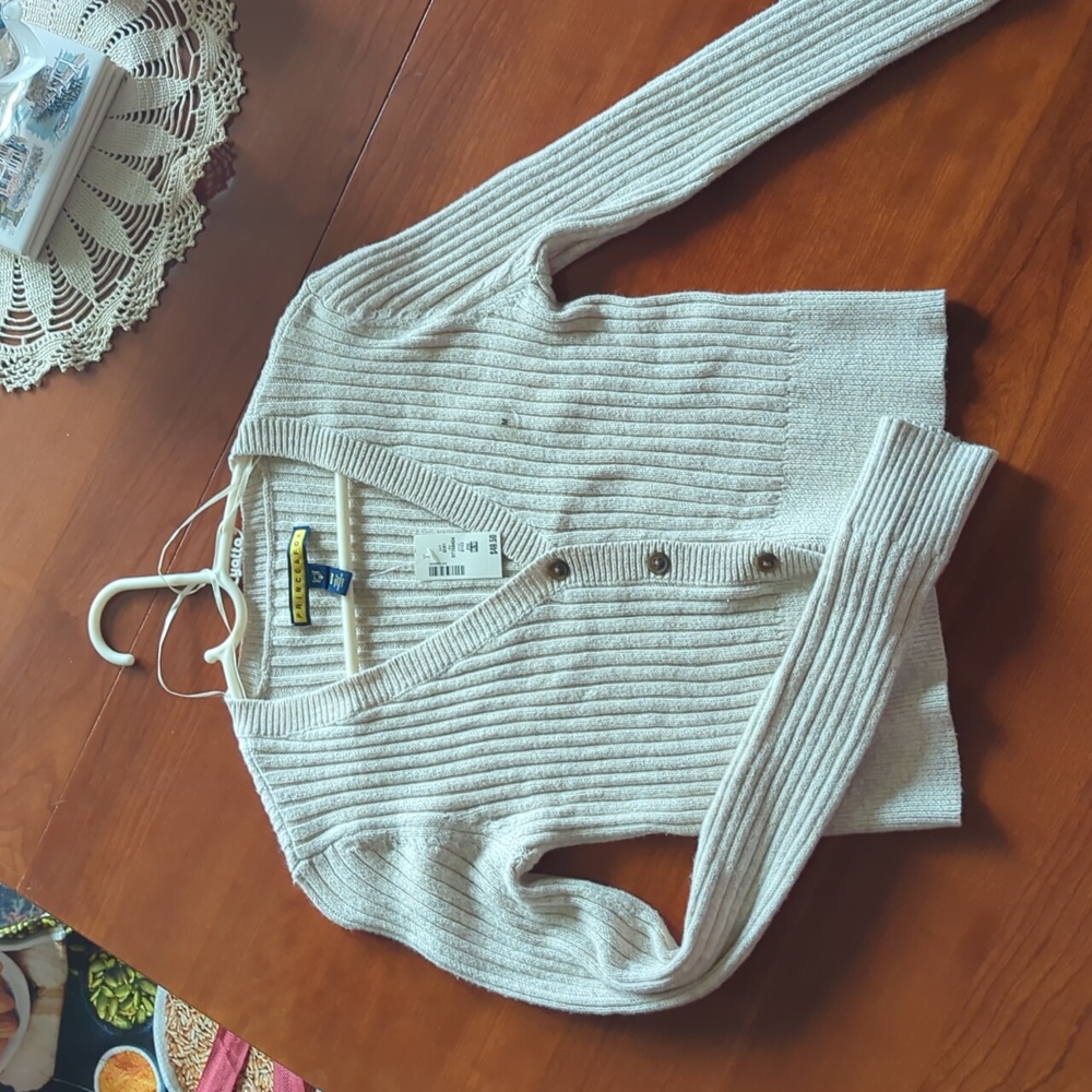 Prince & Fox Juniors Cropped Cardigan Sweater NWT
